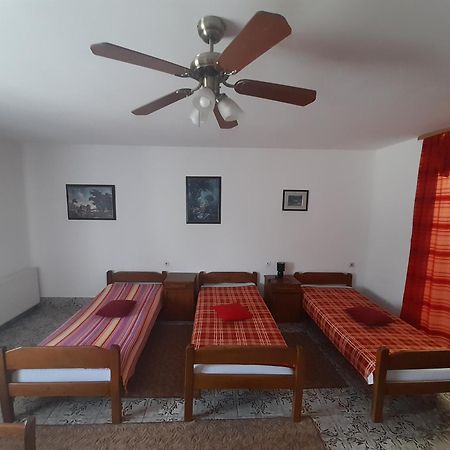Apartment Kolonija Slavonski Brod Exterior photo